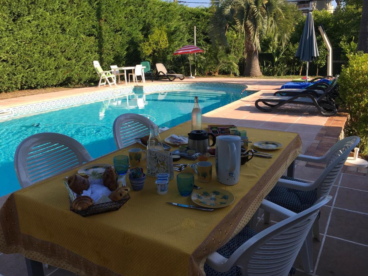 Villa Alessia อองทีบส์ ภายนอก รูปภาพ