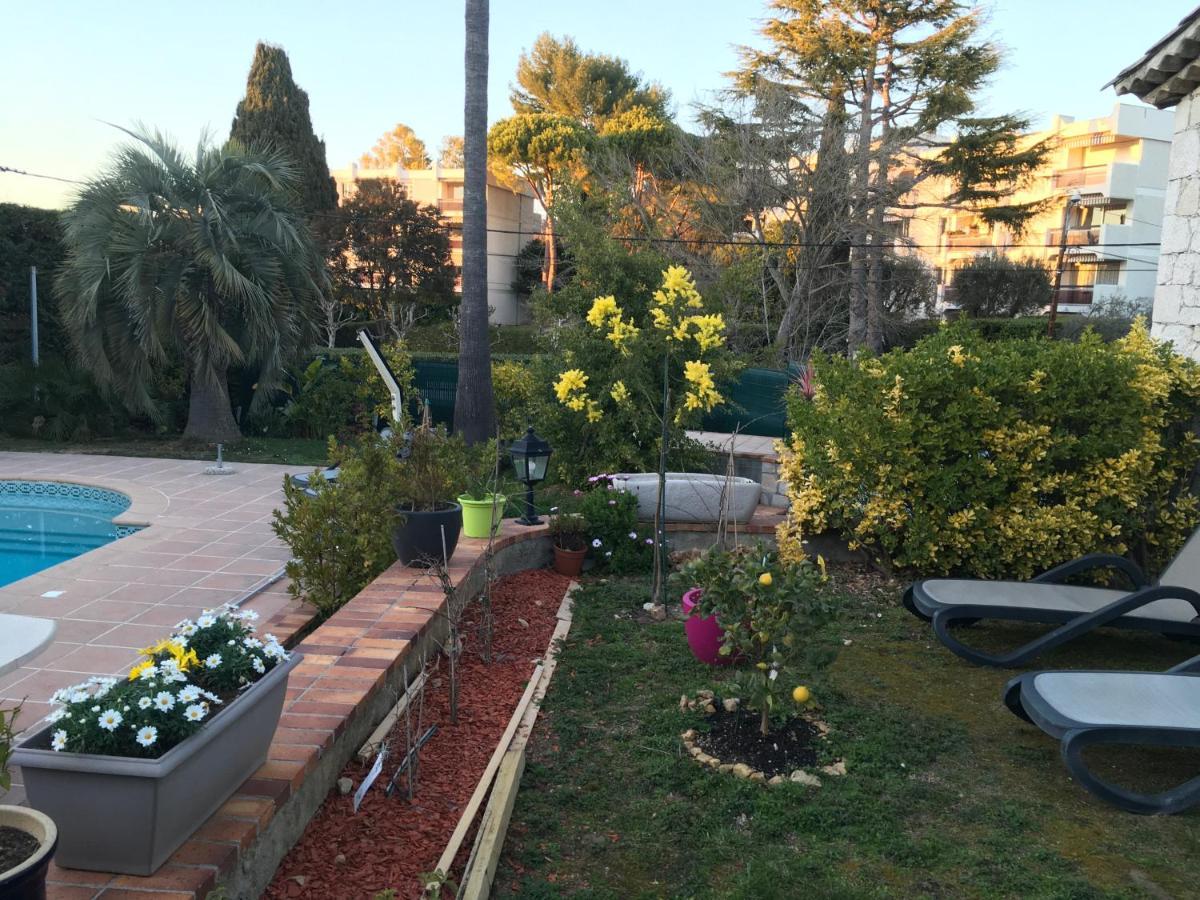 Villa Alessia อองทีบส์ ภายนอก รูปภาพ