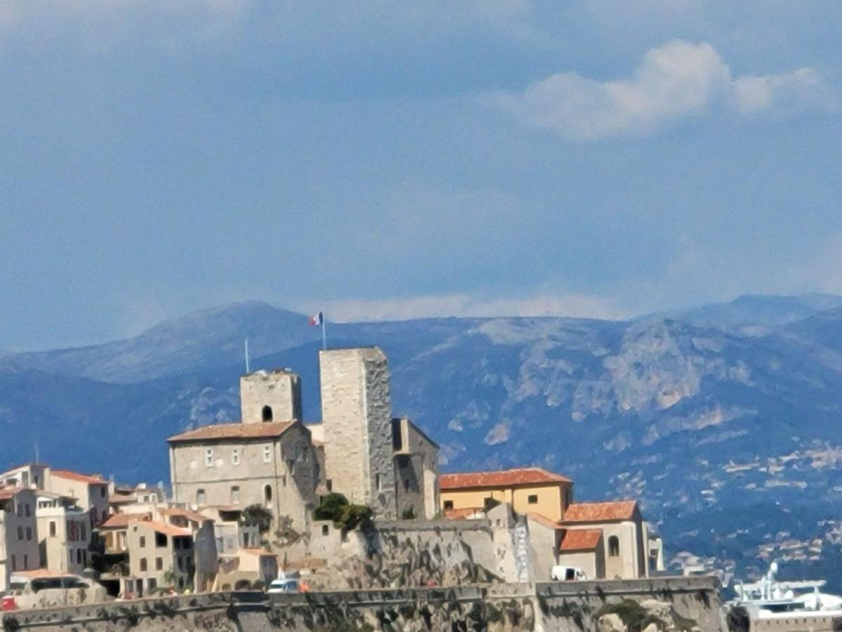 Villa Alessia อองทีบส์ ภายนอก รูปภาพ